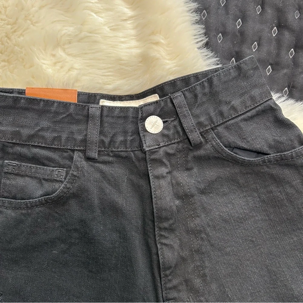Tacoola Honey Shorts